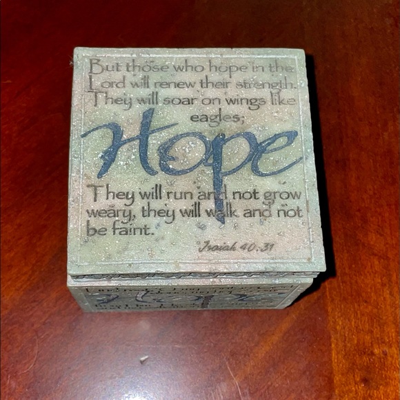 Small “Hope” Jewelry / Stash Box - Picture 5 of 6